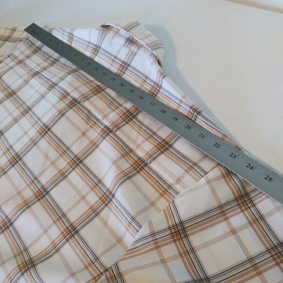 Oso Brand Men's size Large white, brown and black plaid print top - Picture 10 of 13